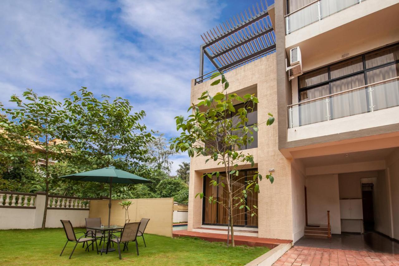 Stayvista'S Greenwoods Villa 10 - City-Center Villa With Private Pool, Terrace, Lift & Carrom Board Лонавала Экстерьер фото