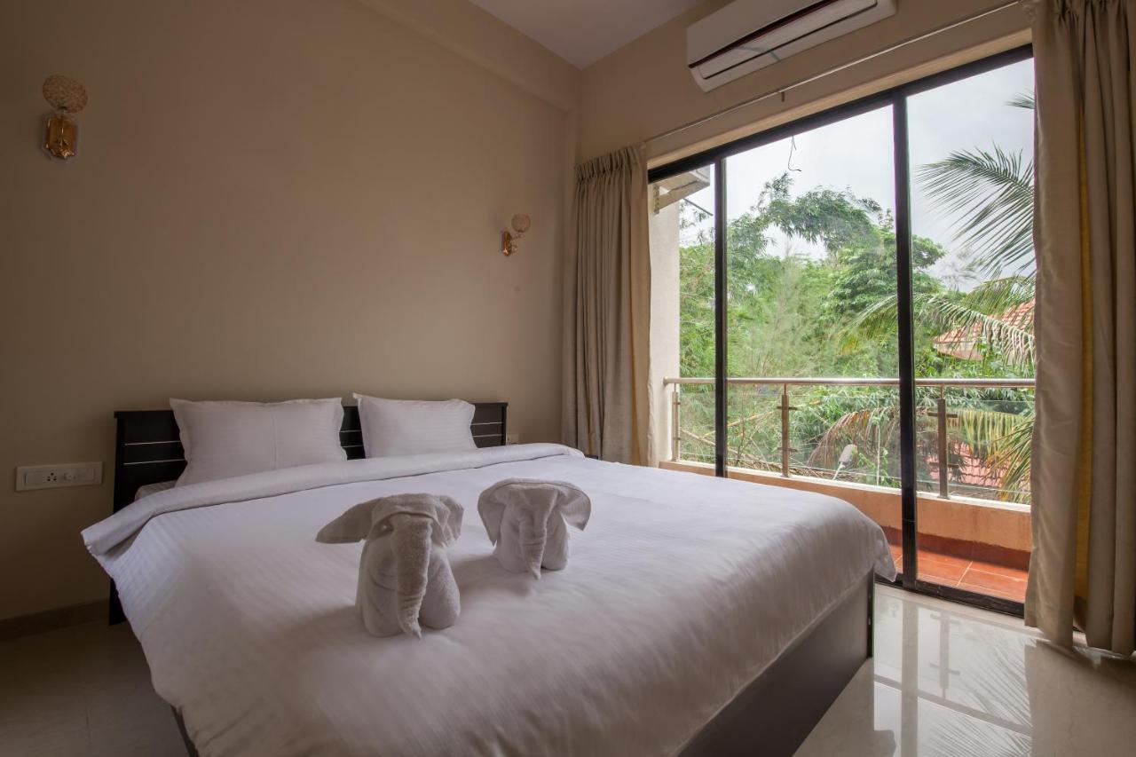 Stayvista'S Greenwoods Villa 10 - City-Center Villa With Private Pool, Terrace, Lift & Carrom Board Лонавала Экстерьер фото